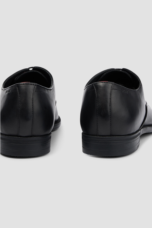 ΠΑΠΟΥΤΣΙΑ HUGO - 001 ΜΑΥΡΟ